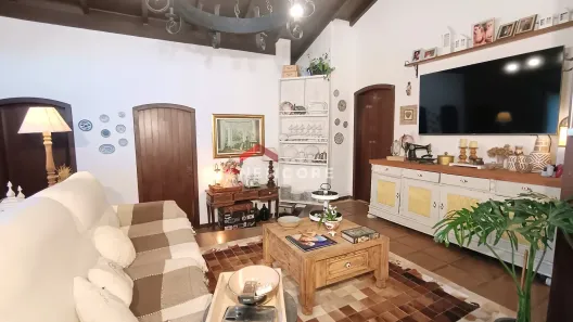Prédio Comercial com 1 Quarto à venda, 490m² no Canasvieiras, Florianópolis