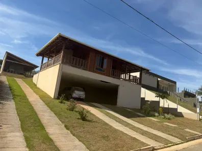 Casa de Condomínio com 4 Quartos à venda, 270m² no , Jaboticatubas