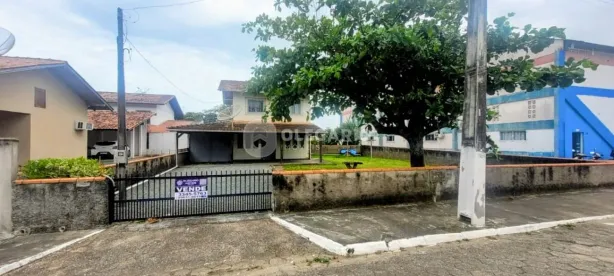 Lote/Terreno à venda, 360m² no Centro, Penha
