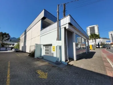 Sala Comercial para alugar, 266m² no Centro, Jaraguá do Sul