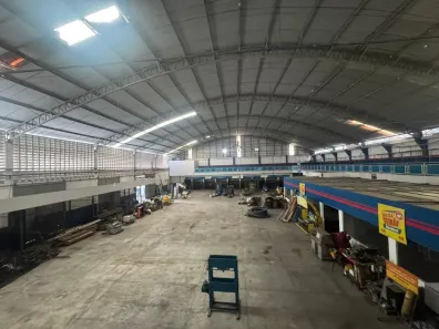 Galpão/Depósito/Armazém para alugar, 2000m² no Crespo, Manaus