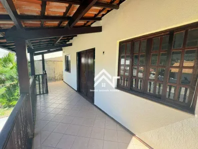 Casa com 3 Quartos para alugar, 160m² no Jardim Maristela, Atibaia