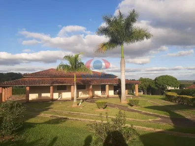 Fazenda/Sítio com 4 Quartos à venda, 300m² no , Elias Fausto