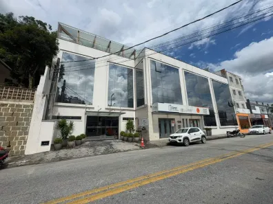 Sala Comercial para alugar, 85m² no Primeiro de Maio, Brusque