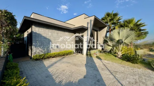 Casa de Condomínio com 3 Quartos à venda, 159m² no Chácaras Maringá, Atibaia