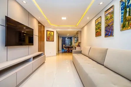Casa de Condomínio com 3 Quartos à venda, 158m² no Mercês, Curitiba