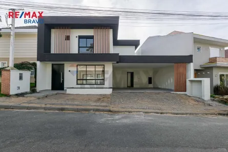 Casa de Condomínio com 4 Quartos à venda, 208m² no Uberaba, Curitiba