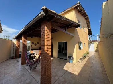 Casa com 4 Quartos à venda, 227m² no Chácara Glória, Itanhaém