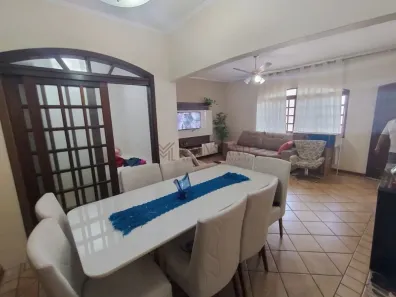 Casa com 3 Quartos à venda, 140m² no Núcleo Habitacional José Regino, Bauru