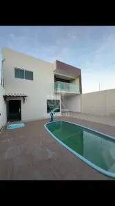 Casa com 4 Quartos à venda, 250m² no Santa Lúcia, Maceió