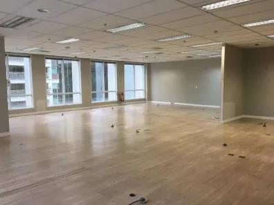 Sala Comercial para alugar, 226m² no Vila Olímpia, São Paulo