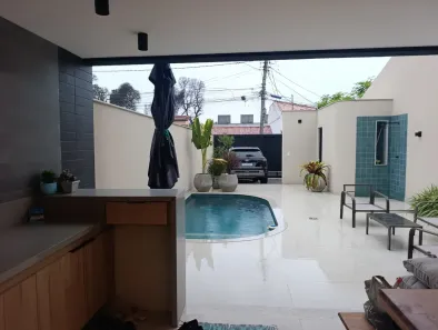 Casa com 4 Quartos à venda, 180m² no Piratininga, Niterói