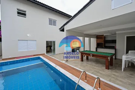 Sobrado com 5 Quartos à venda, 200m² no Bal Stella Maris, Peruíbe