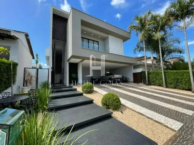 Casa de Condomínio com 3 Quartos à venda, 396m² no Jardins Madri, Goiânia