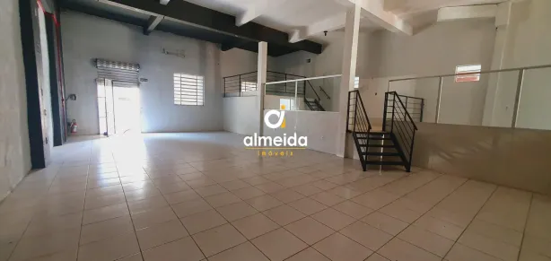 Sala Comercial com 2 Quartos para alugar, 135m² no Centro, Santa Maria