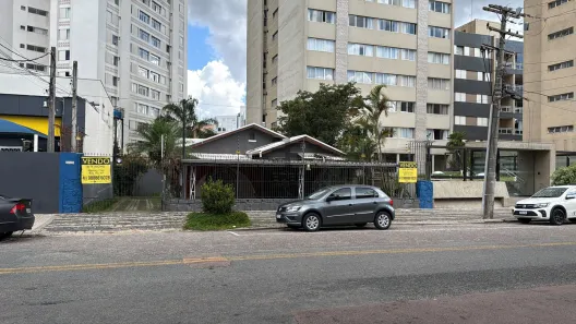 Lote/Terreno à venda, 833m² no Alto da Glória, Curitiba