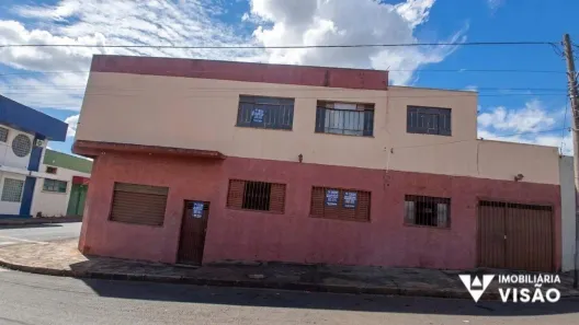 Casa com 2 Quartos para alugar, 78m² no Cidade Jardim, Uberaba