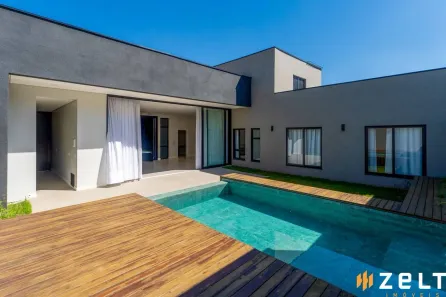 Casa com 3 Quartos para alugar, 253m² no Velha Central, Blumenau