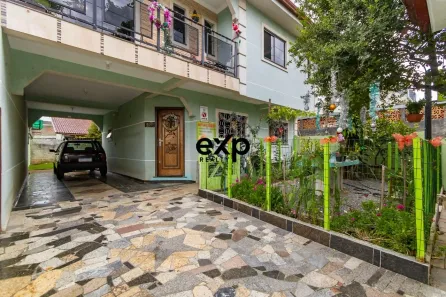 Sobrado com 4 Quartos à venda, 154m² no Xaxim, Curitiba