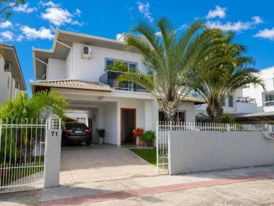 Casa com 3 Quartos à venda, 199m² no Nova Palhoça, Palhoça
