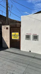 Casa com 3 Quartos para alugar, 43m² no Vila Industrial, Sertãozinho