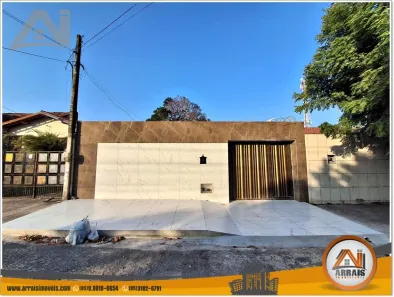 Casa com 3 Quartos à venda, 240m² no Parangaba, Fortaleza