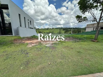 Lote/Terreno à venda, 331m² no Granja Marileusa, Uberlândia