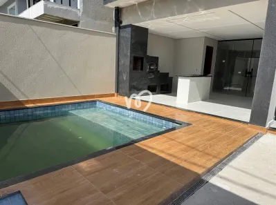 Casa de Condomínio com 4 Quartos à venda, 220m² no Vargem Pequena, Rio de Janeiro