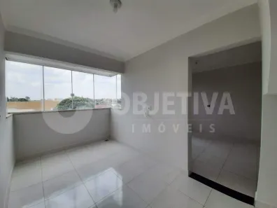 Apartamento com 4 Quartos para alugar, 90m² no Presidente Roosevelt, Uberlândia