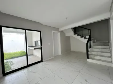 Casa de Condomínio com 4 Quartos para alugar, 140m² no Zoobotânico, Teresina