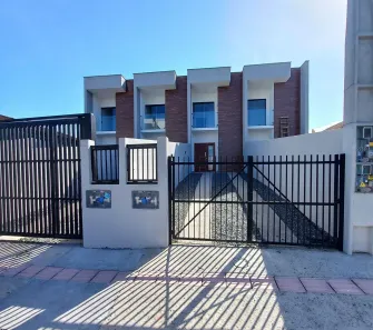 Sobrado com 2 Quartos à venda, 75m² no Boa Vista, Joinville