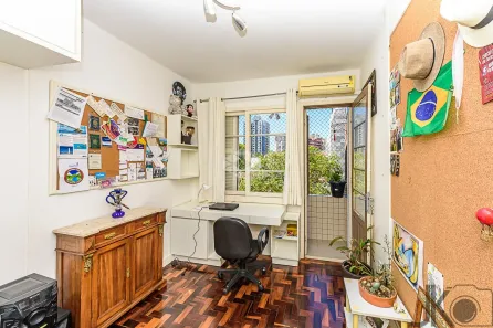 Apartamento com 2 Quartos à venda, 74m² no Menino Deus, Porto Alegre