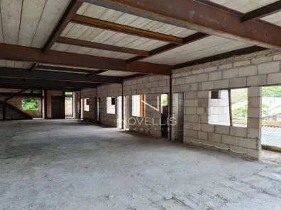 Prédio Comercial à venda, 1200m² no Bosque dos Eucaliptos, São José dos Campos
