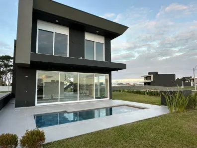 Casa de Condomínio com 4 Quartos à venda, 235m² no , Xangri-Lá