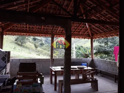Fazenda/Sítio com 3 Quartos à venda, 120m² no Área Rural de Taubaté, Taubaté
