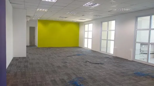 Sala Comercial para alugar, 172m² no Vila Cordeiro, São Paulo