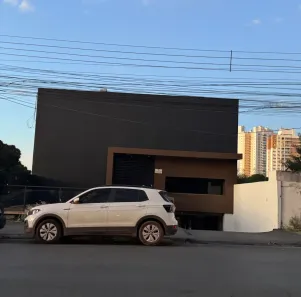 Ponto Comercial com 2 Quartos para alugar, 700m² no Santa Rosa, Cuiabá