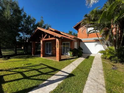 Casa com 4 Quartos à venda, 210m² no XANGRI-LÁ, Xangri-lá
