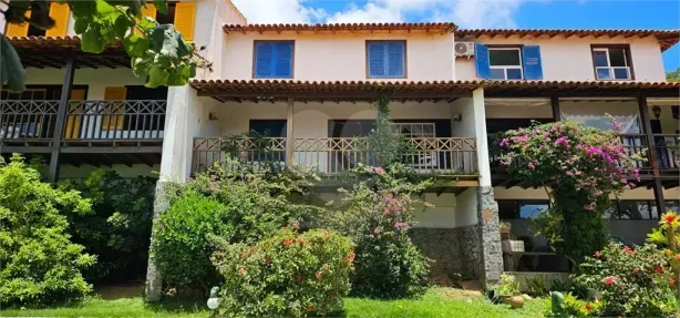 Casa de Condomínio com 3 Quartos para alugar, 100m² no Praia Rasa, Armação dos Búzios