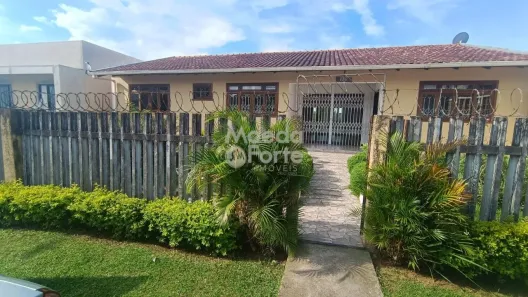 Casa com 3 Quartos para alugar, 280m² no São João, Curitiba