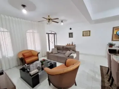 Casa com 3 Quartos à venda, 234m² no Vila Hortência, Sorocaba