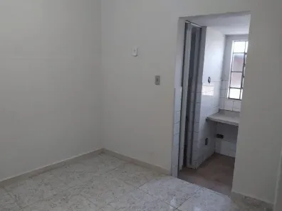 Casa com 1 Quarto para alugar, 35m² no Vila Conde do Pinhal, São Paulo