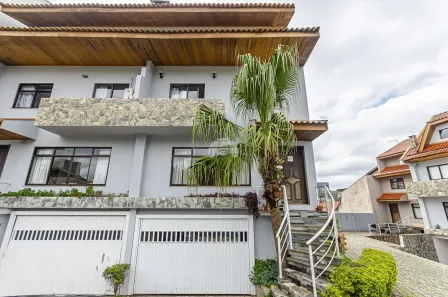 Casa com 5 Quartos à venda, 212m² no Seminário, Curitiba