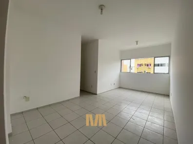 Apartamento com 3 Quartos para alugar, 70m² no Noivos, Teresina