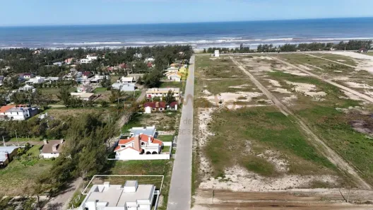 Lote/Terreno à venda, 300m² no , Balneário Gaivota