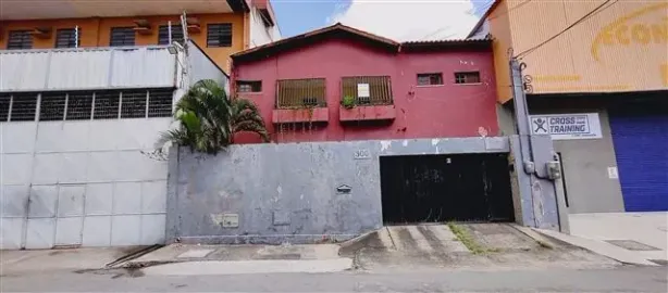 Casa com 6 Quartos para alugar, 400m² no Henrique Jorge, Fortaleza