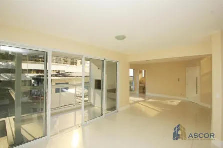 Apartamento com 4 Quartos para alugar, 178m² no Centro, Florianópolis