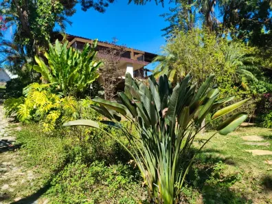 Casa com 4 Quartos à venda, 400m² no Nacional, Contagem