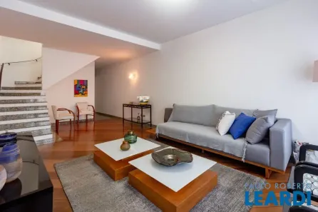 Sobrado com 3 Quartos à venda, 188m² no Sumaré, São Paulo