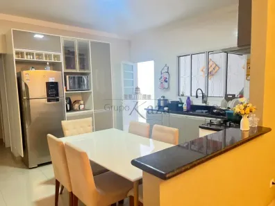 Casa com 3 Quartos à venda, 120m² no Residencial Parque dos Sinos, Jacareí